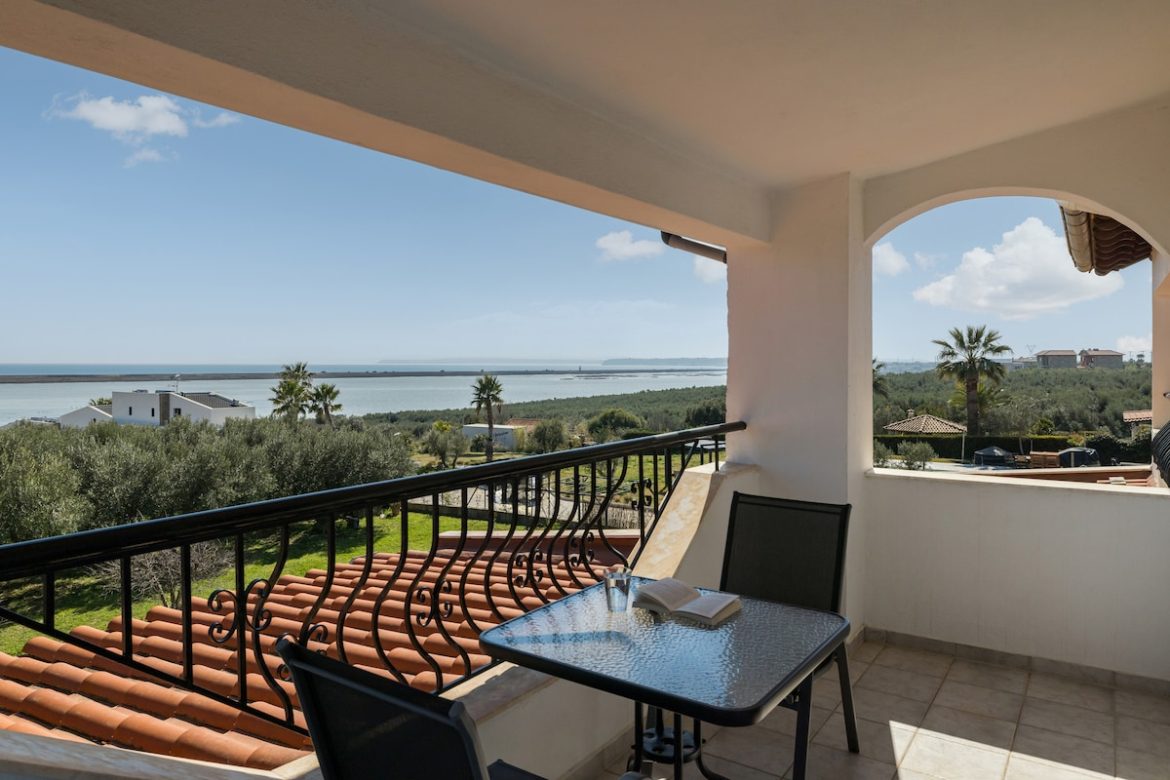 Mama’s Horizon Villa by Booking Kottas -Χαλκιδική